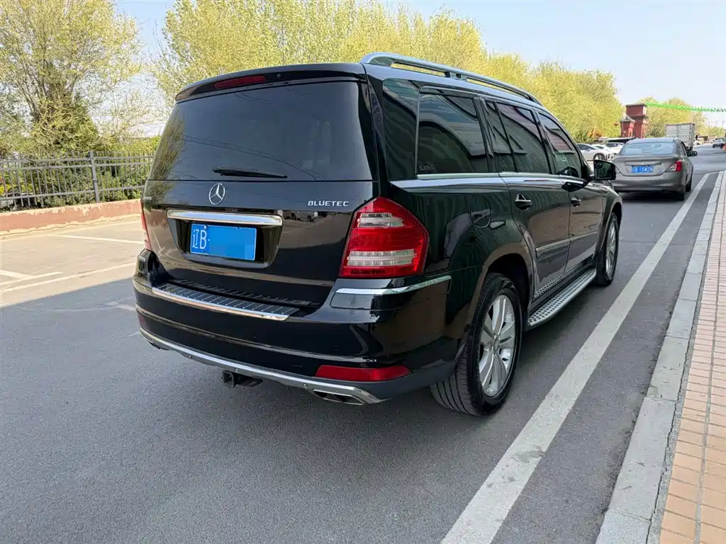 Mercedes-Benz GL-Class 2012 — фото 12