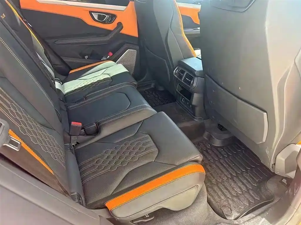 Lamborghini Urus 2023