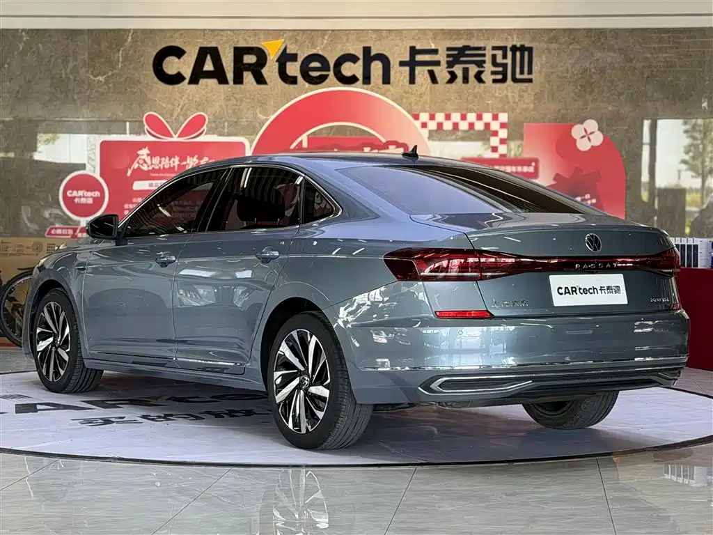 Volkswagen Passat 2022