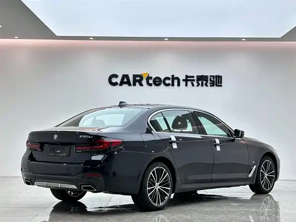 BMW 5 Series 2023