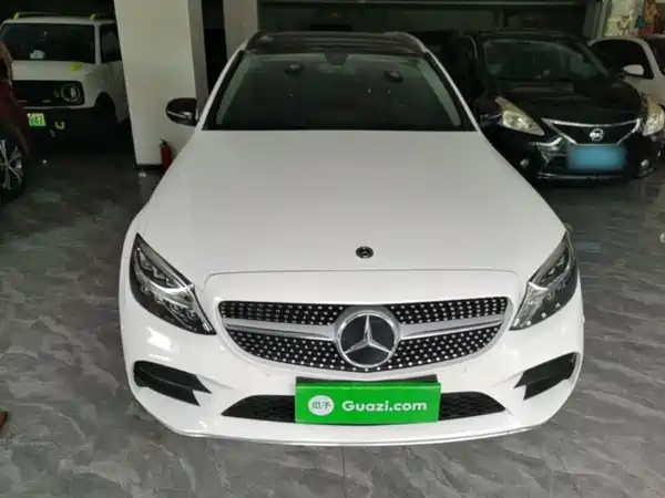 Mercedes-Benz C-Class 2021