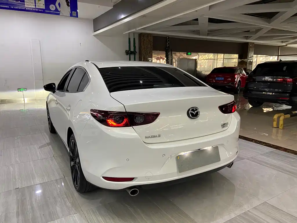 Mazda 3 Angkesela 2023