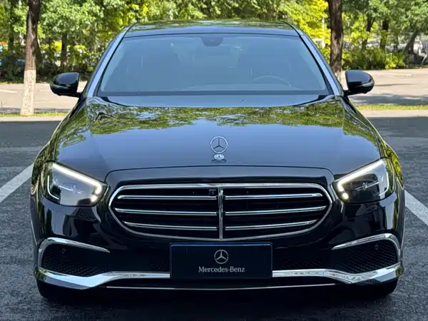 Mercedes-Benz E-Class 2021
