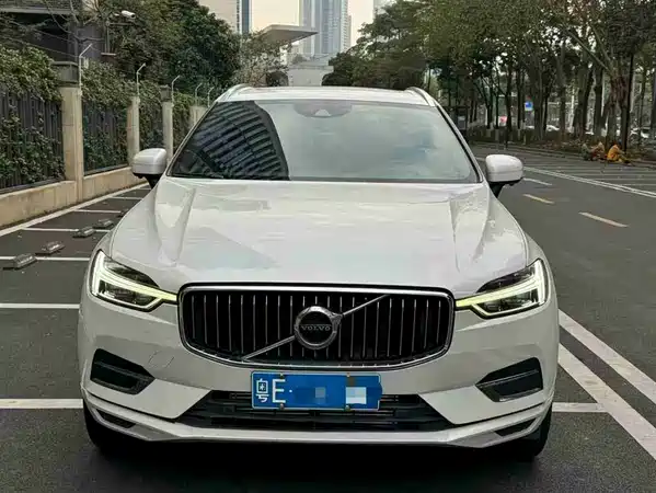 Volvo XC60 2021