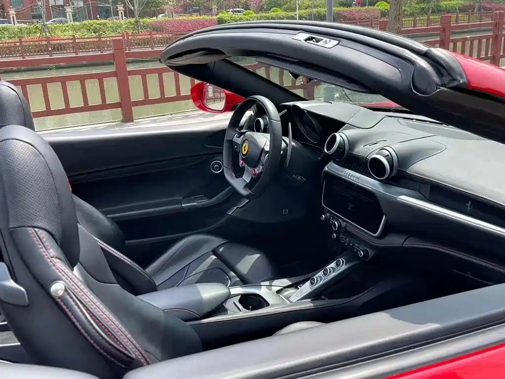 Ferrari Portofino 2019 — фото 7