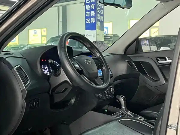 Hyundai ix25 2015