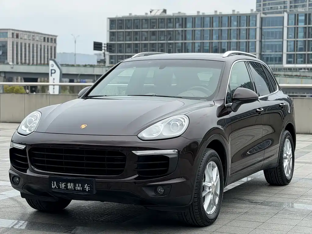 Porsche Cayenne 2017 — фото 1