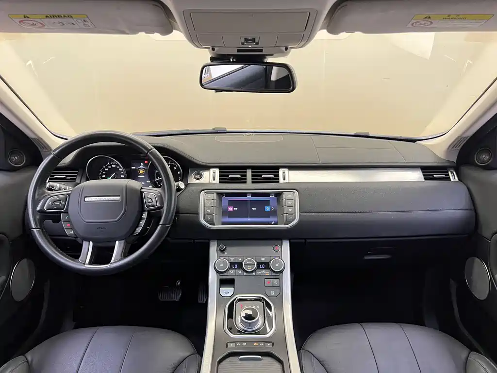 Land Rover Evoque 2016 — фото 19