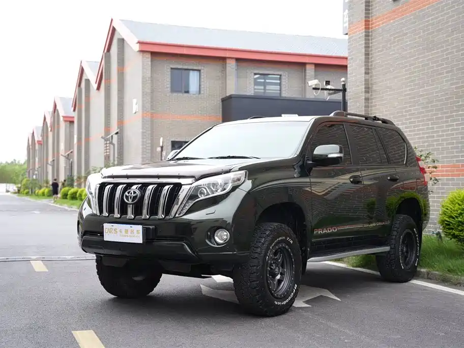 Toyota Prado 2017 — фото 3