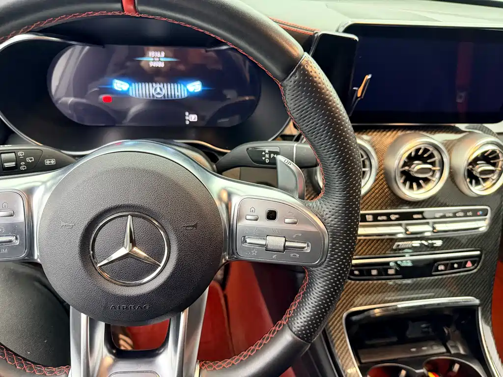 Mercedes-Benz GLC AMG 2023 — фото 13