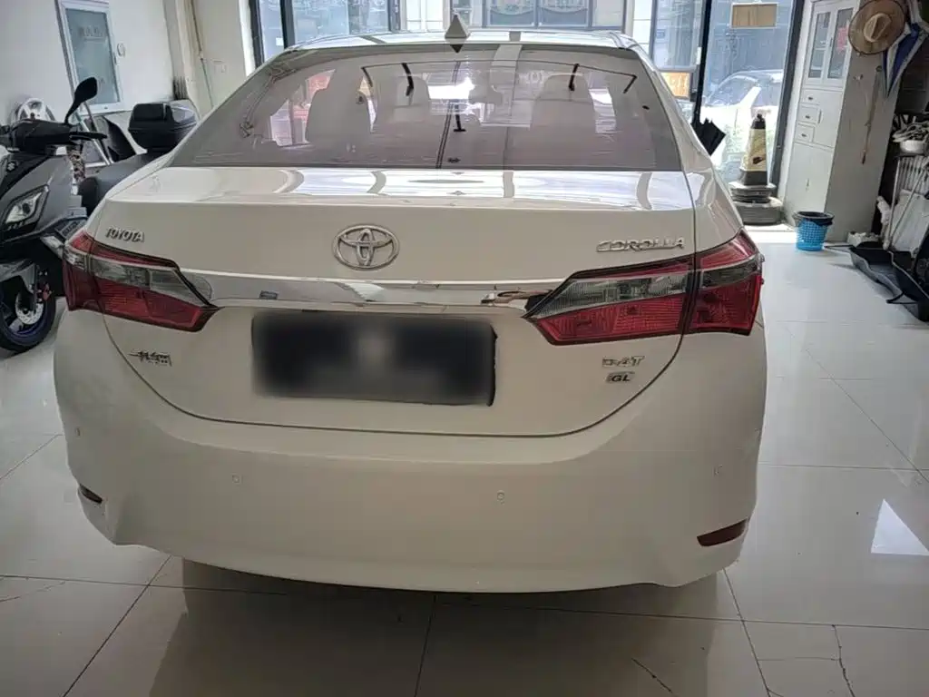 Toyota Corolla 2018 — фото 13