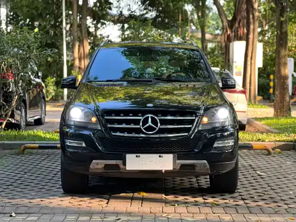Mercedes-Benz M-Class 2011