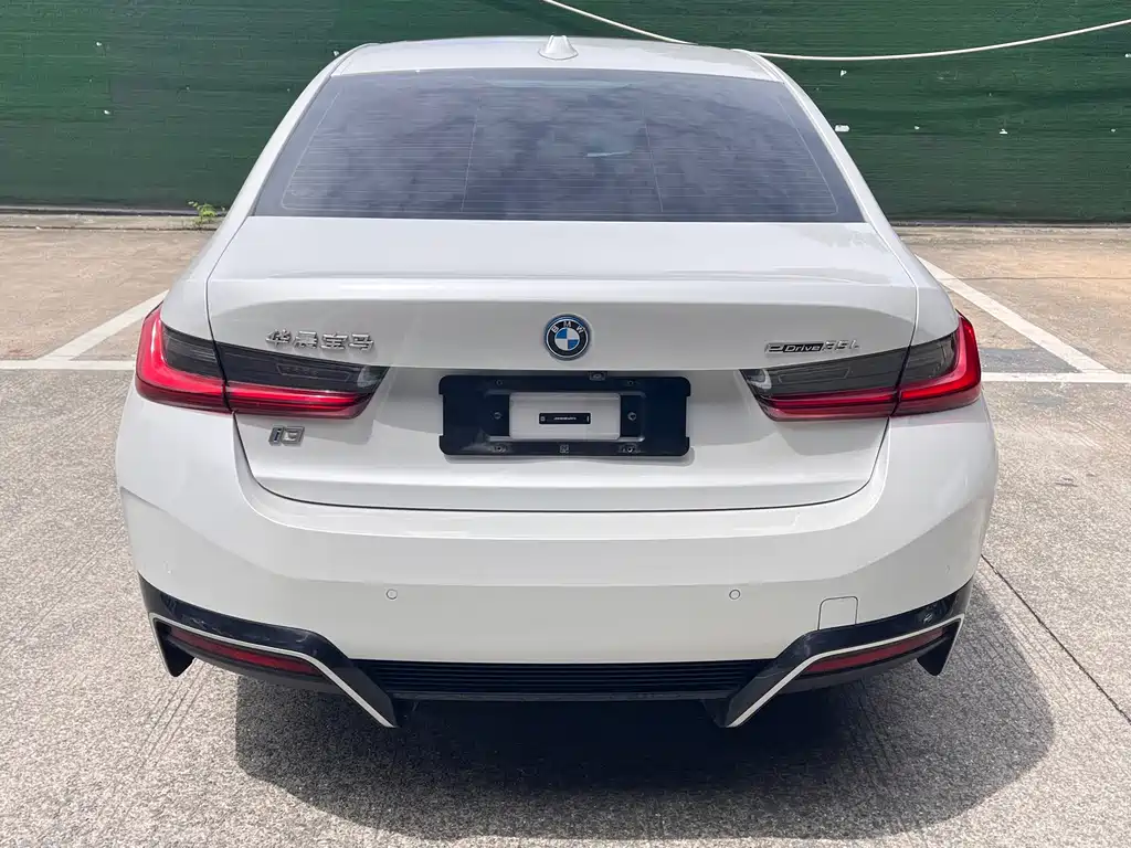 BMW i3 2023 — фото 13