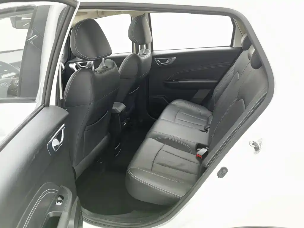 Geely Vision X3 2020 — фото 15