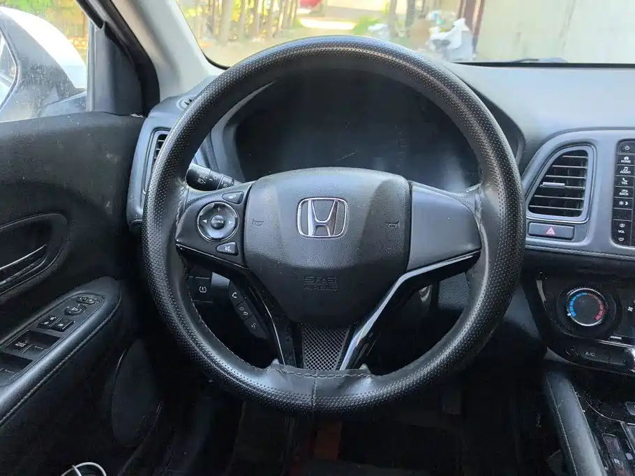 Honda Vezel 2022 — фото 15