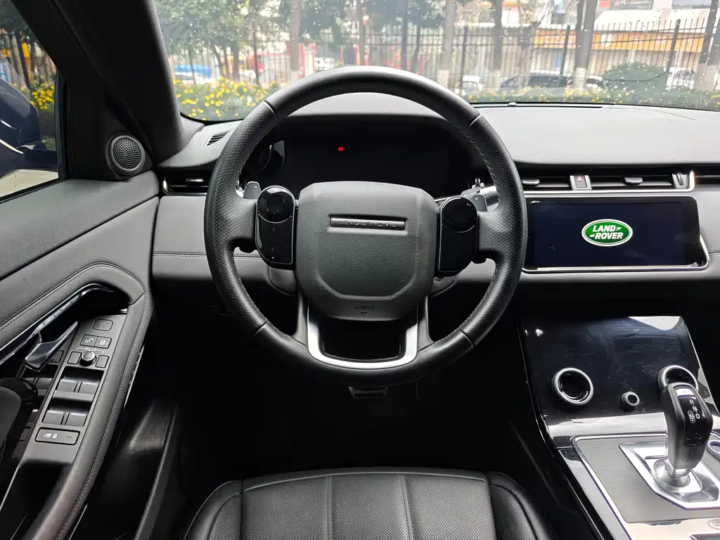 Land Rover Evoque 2020 — фото 13
