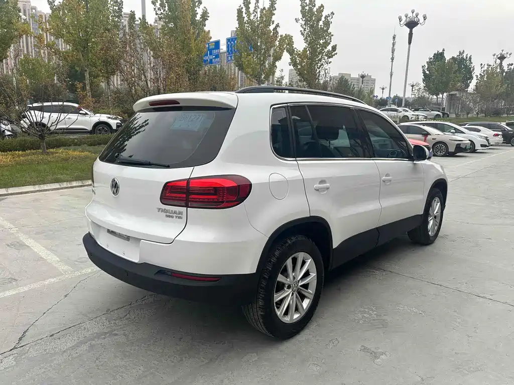 Volkswagen Tiguan 2017 — фото 9