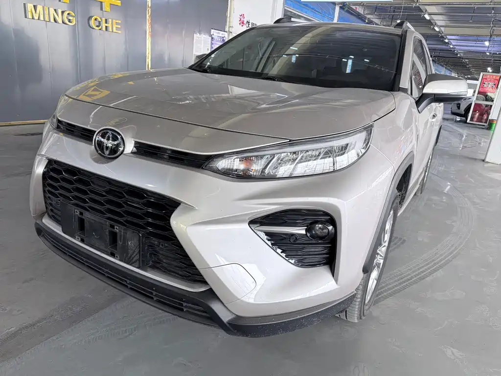 Toyota Wildlander 2021 — фото 1
