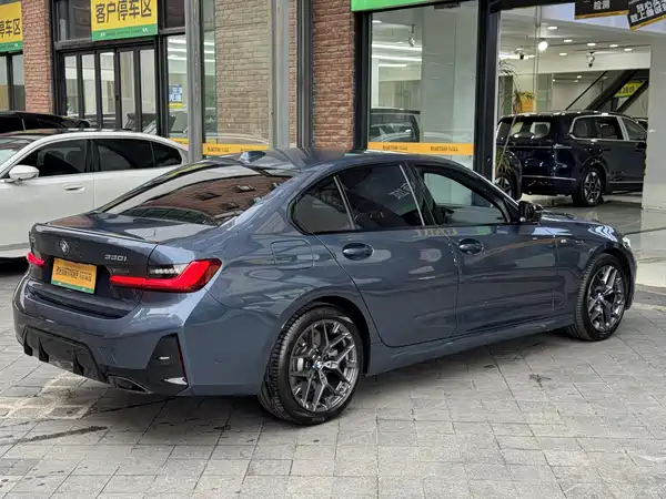 BMW 3 Series 2025