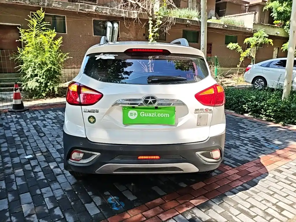 JAC Refine S3 2015