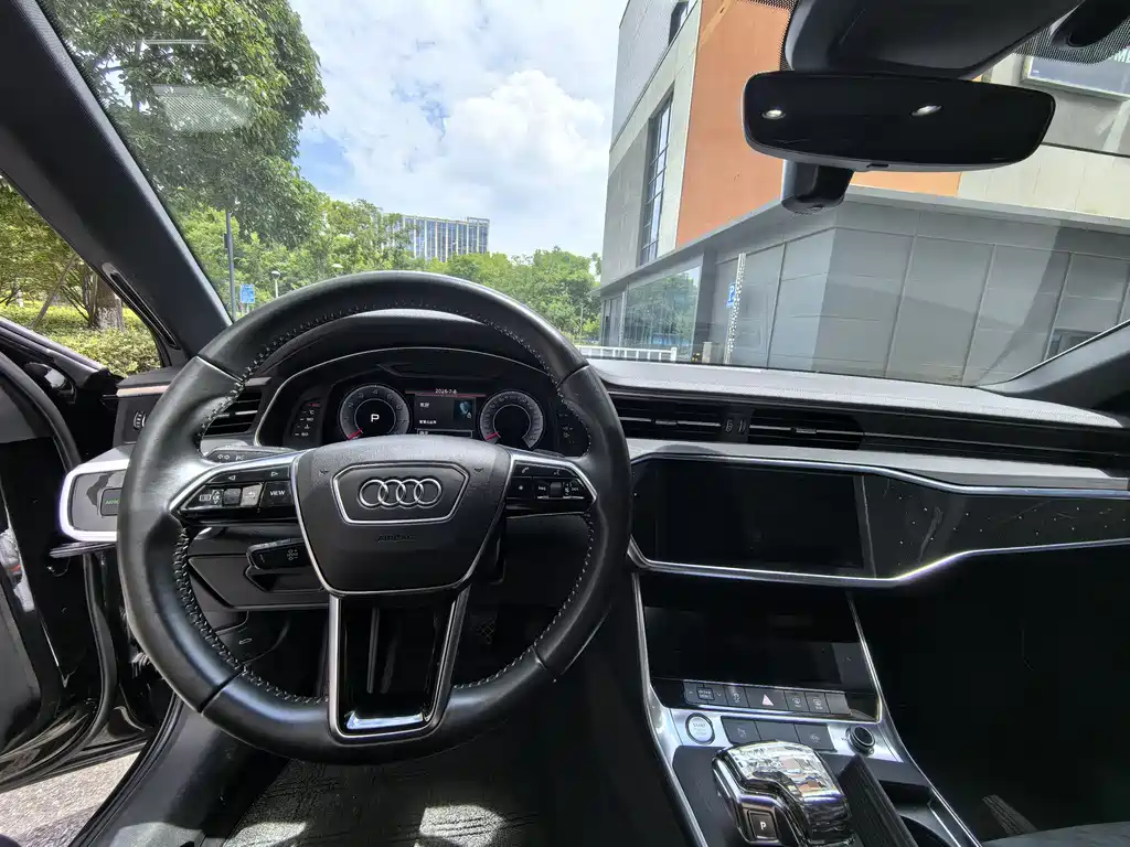 Audi A6L 2020
