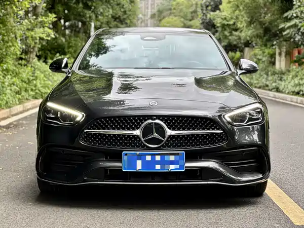 Mercedes-Benz C-Class 2024