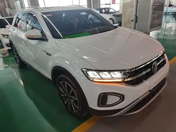 Volkswagen T-Roc 2024