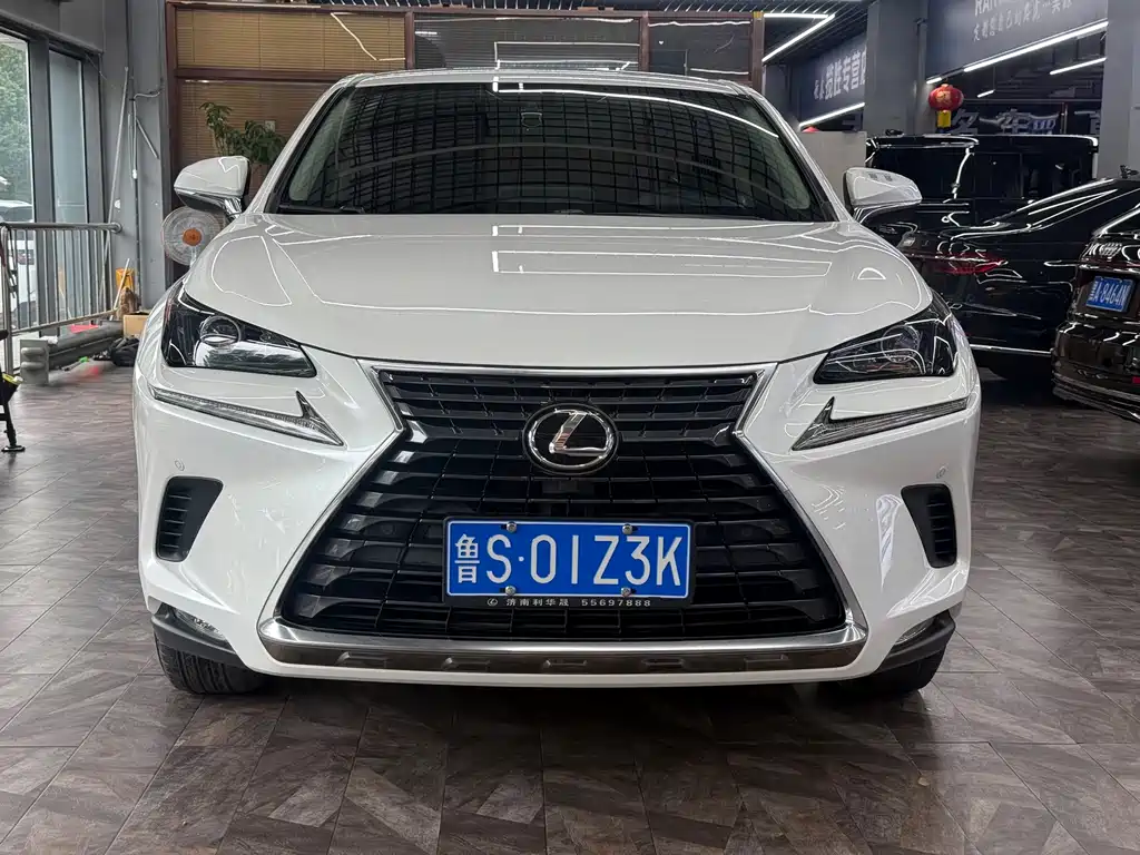 Lexus NX 2020
