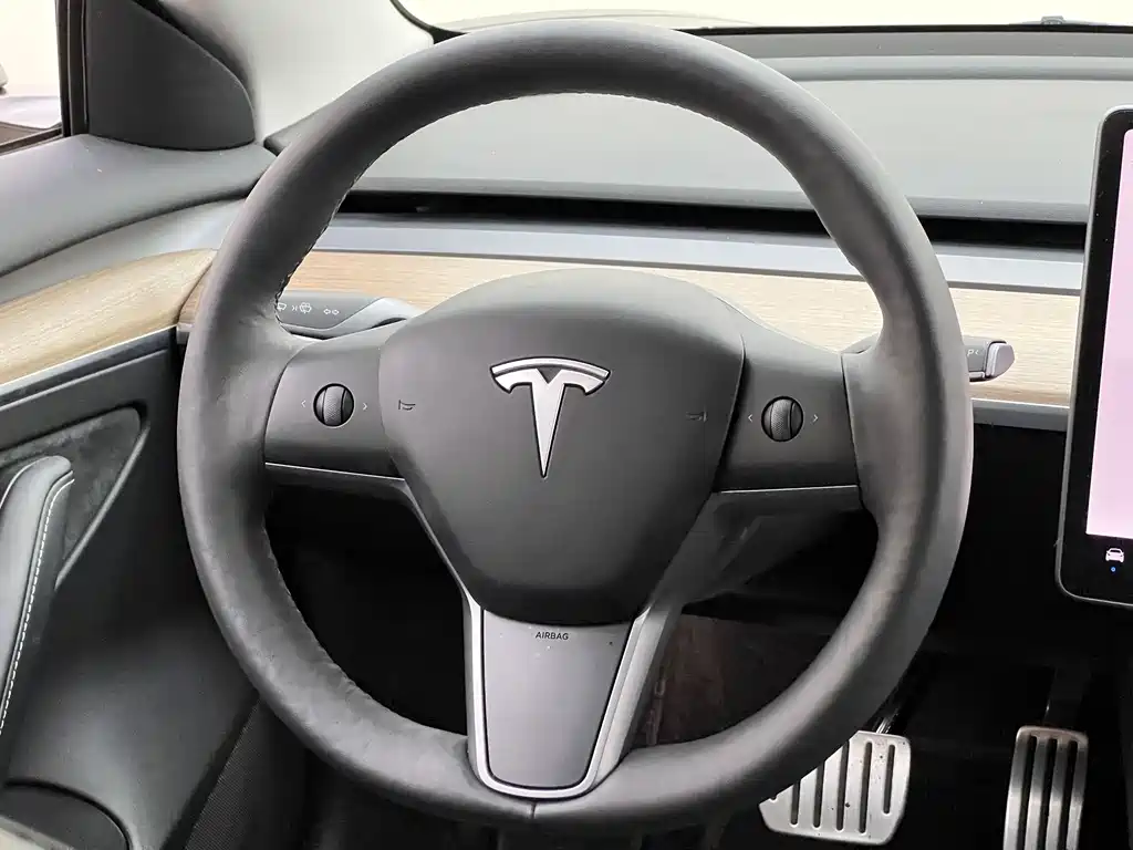 Tesla Model 3 2022 — фото 27