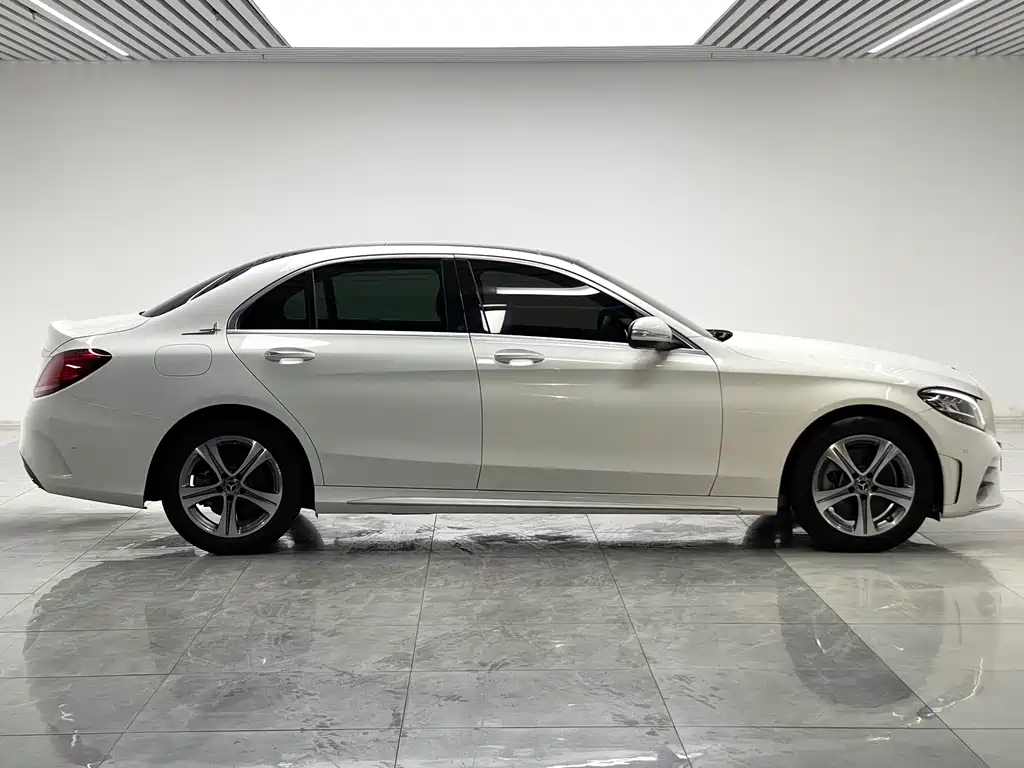 Mercedes-Benz C-Class 2020 — фото 8