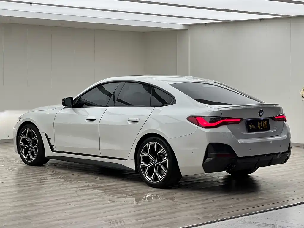 BMW 4 Series 2022 — фото 12