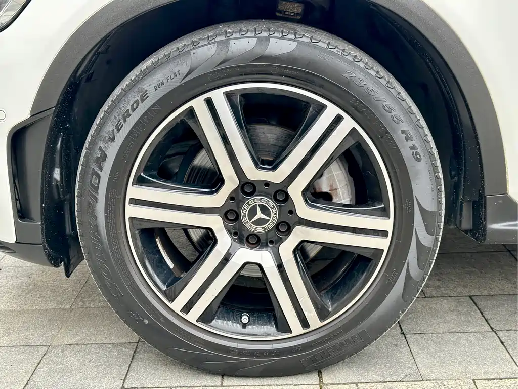 Mercedes-Benz GLC Coupe 2022 — фото 16