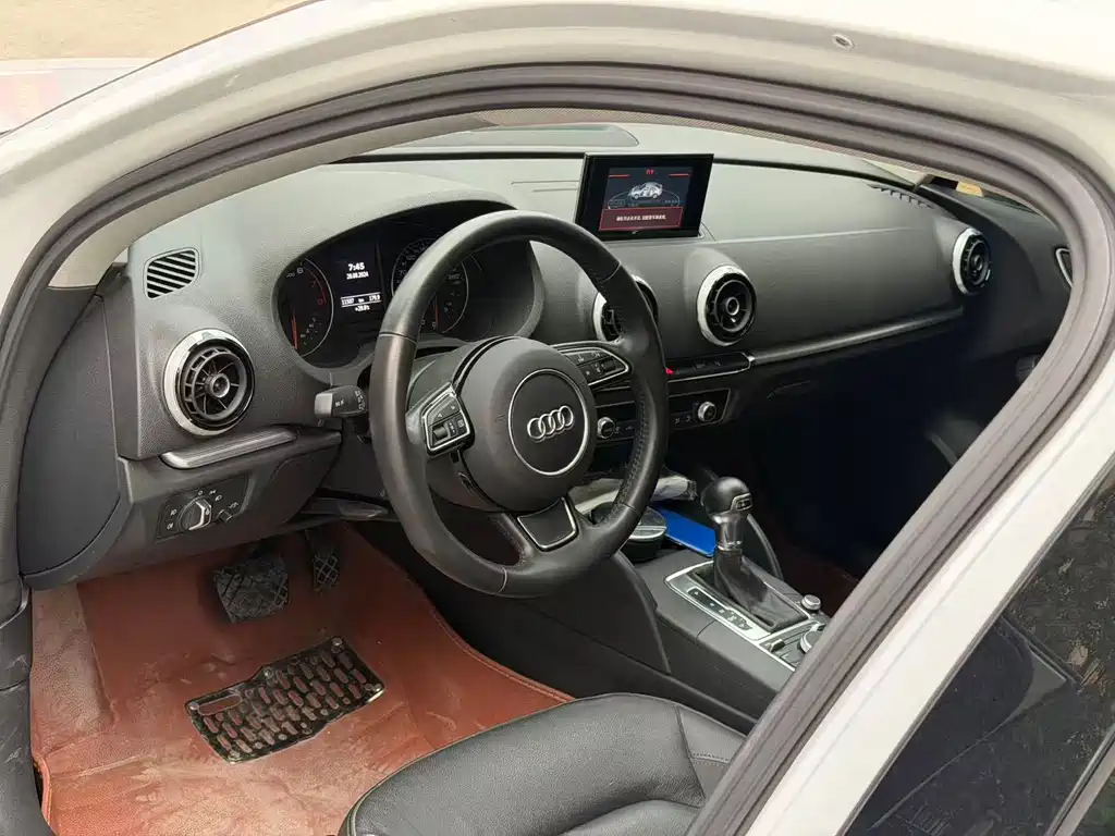Audi A3 2016 — фото 4