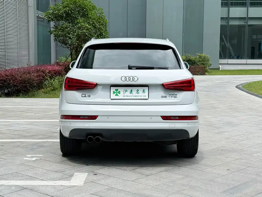 Audi Q3 2017 — фото 15