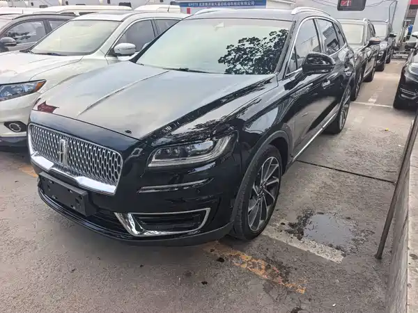 Lincoln Nautilus 2019