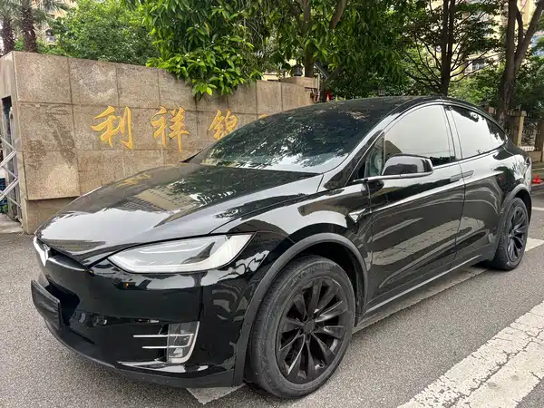 Tesla Model X 2016