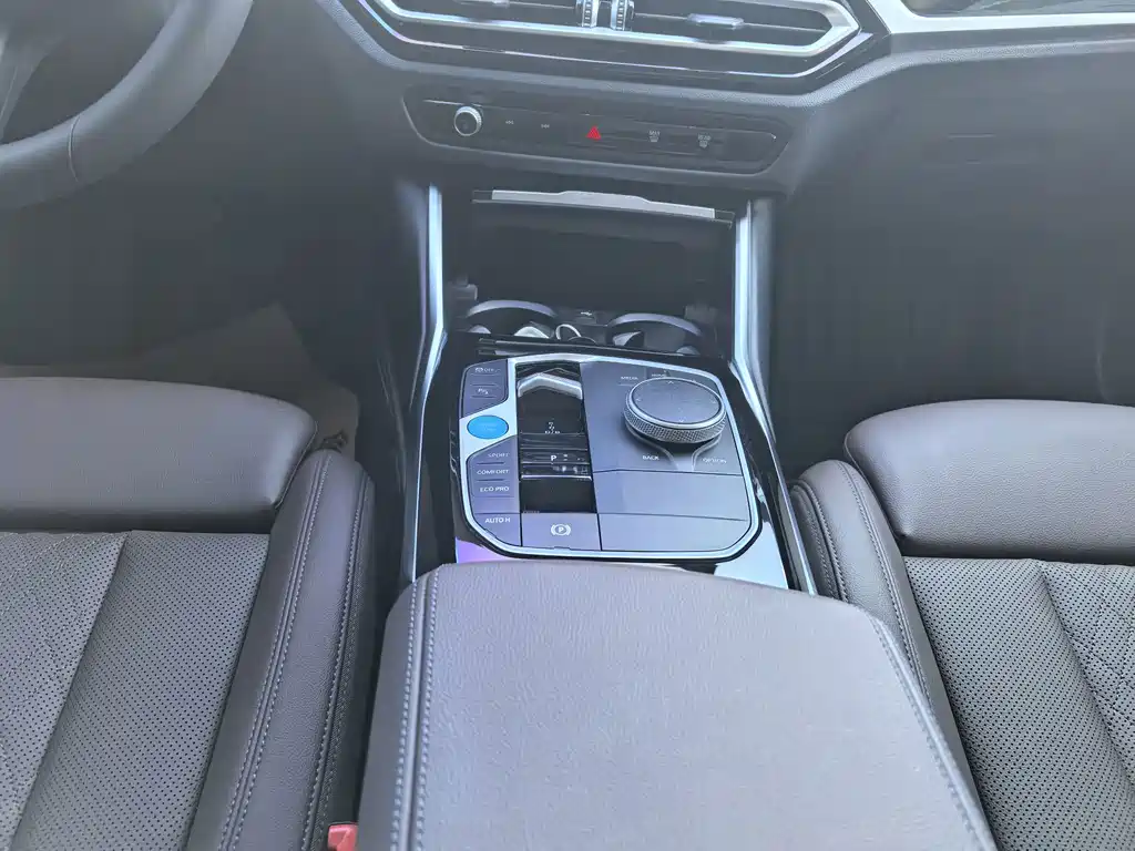 BMW i3 2024 — фото 12