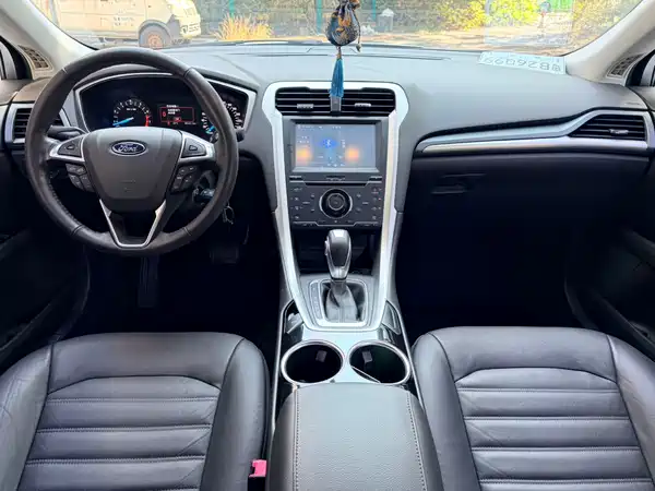 Ford Mondeo 2016