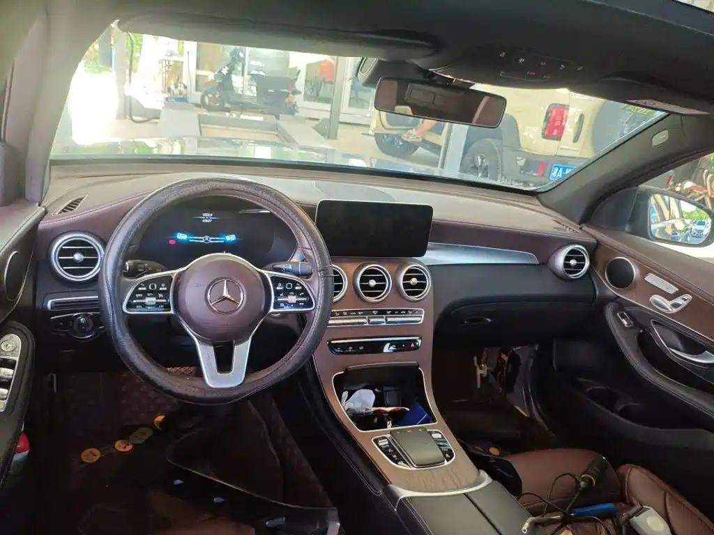Mercedes-Benz GLC 2020