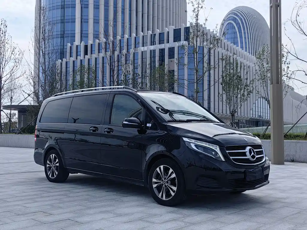 Mercedes-Benz V-Class 2020 — фото 4