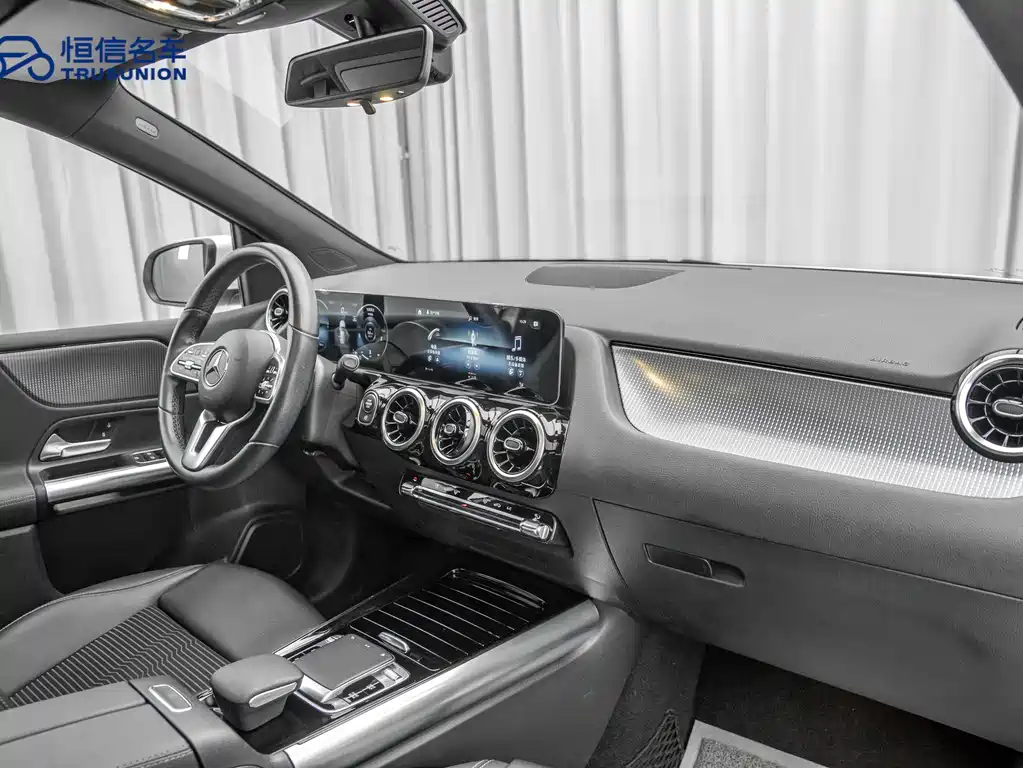 Mercedes-Benz B-Class 2020 — фото 13