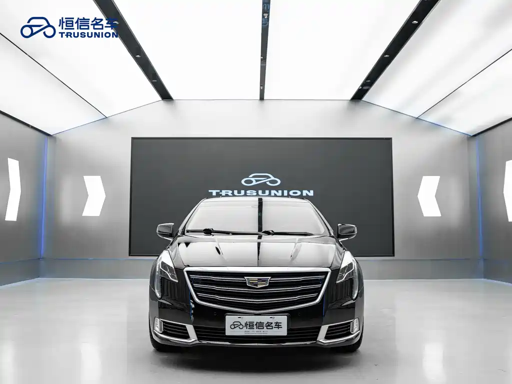 Cadillac XTS 2019 — фото 2