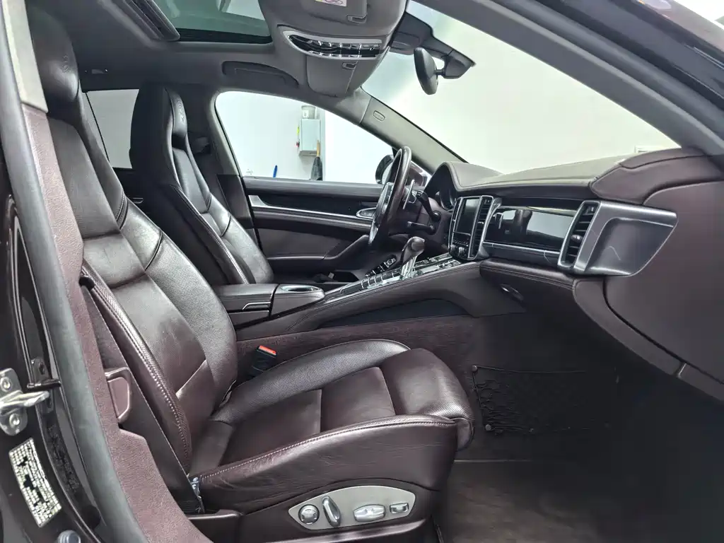Porsche Panamera 2016 — фото 13