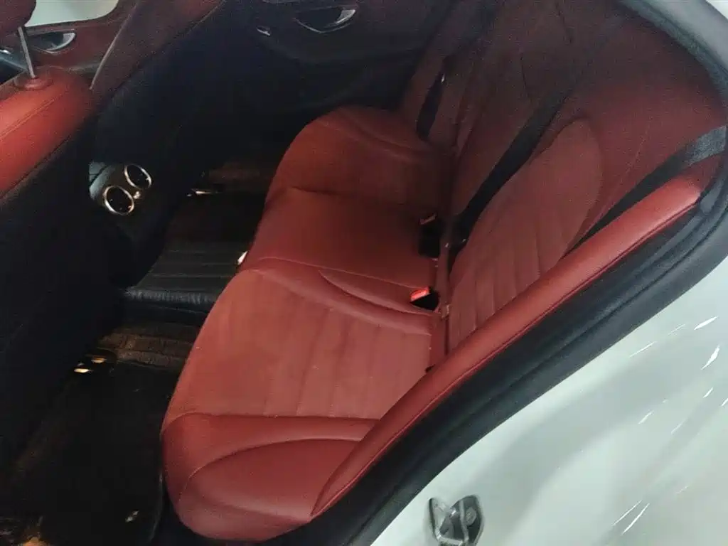 Mercedes-Benz C-Class 2017 — фото 17