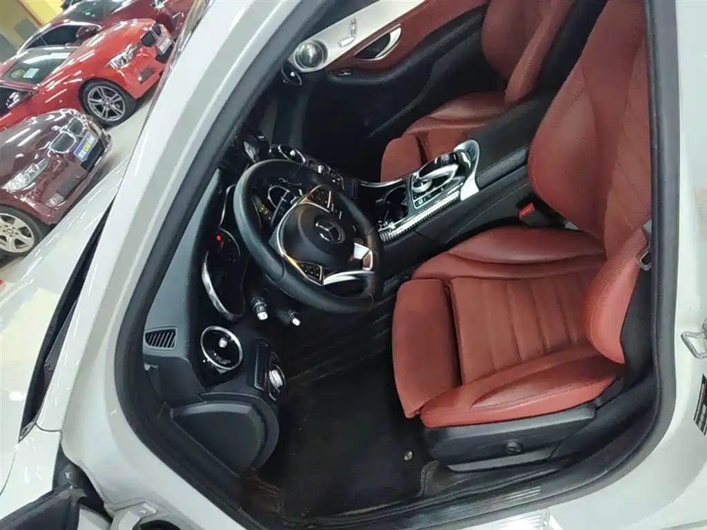 Mercedes-Benz C-Class 2017 — фото 15