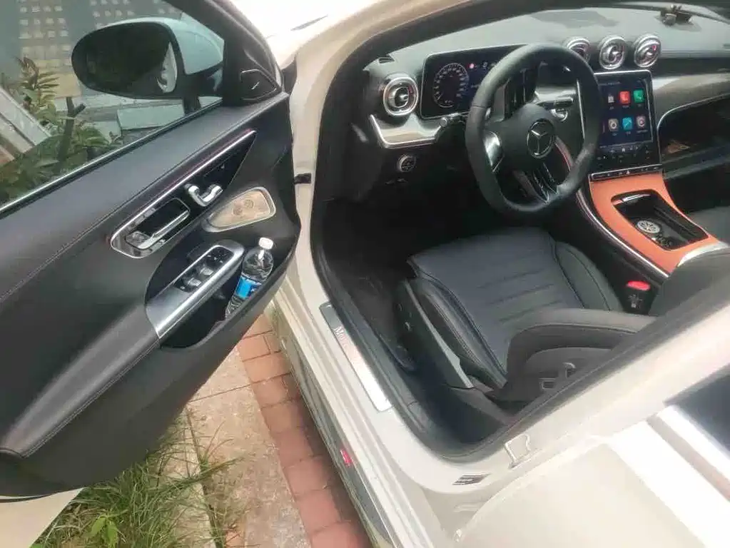 Mercedes-Benz C-Class 2026
