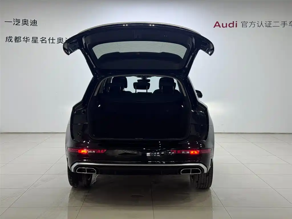 Audi Q5L 2023 — фото 6