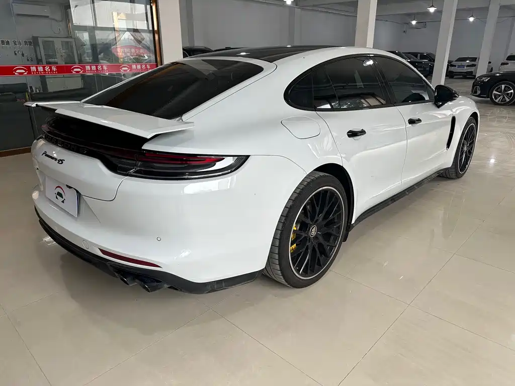 Porsche Panamera 2021 — фото 5