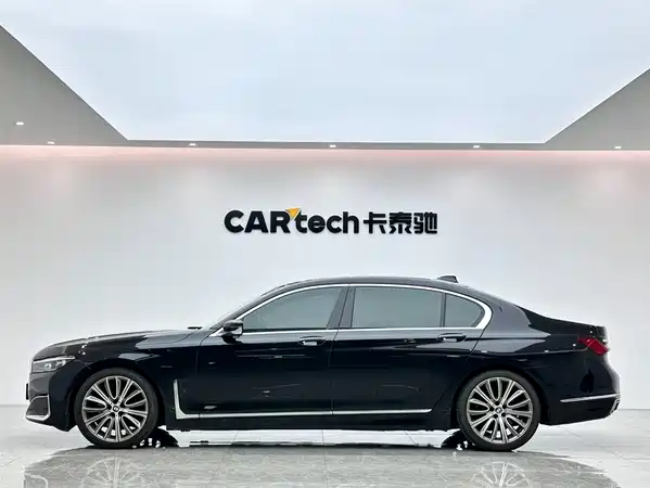 BMW 7 Series 2021