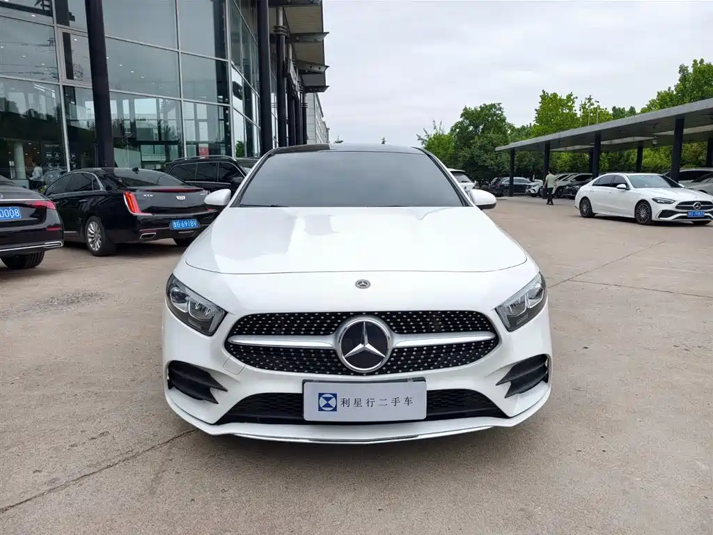 Mercedes-Benz A-Class 2020 — фото 2